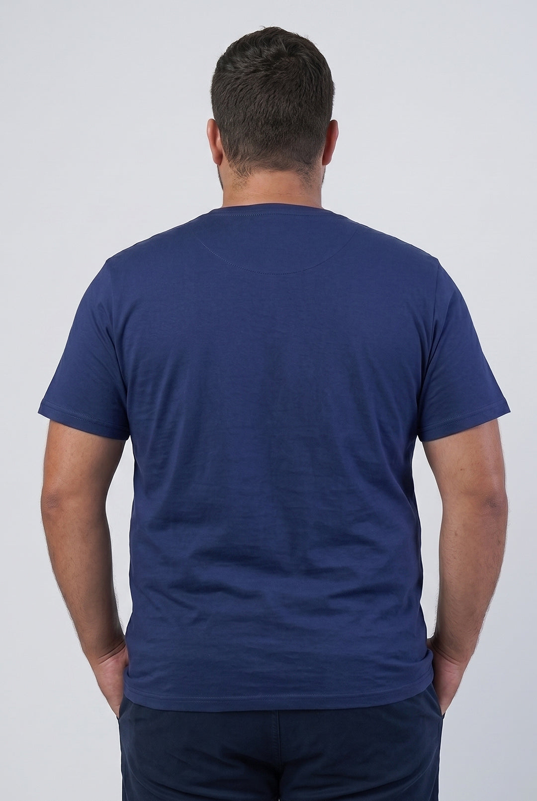 Camiseta Básica Gola Redonda Lisa Plus